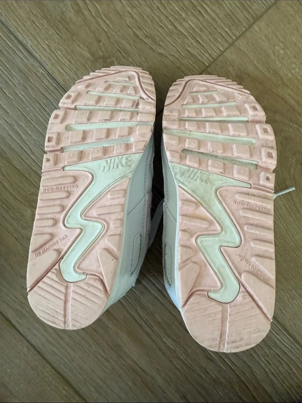 NIKE AIR - Kids White Sneakers with Pink Accent - Casual Lace-Up Shoes -2Y - Picture 5 of 6